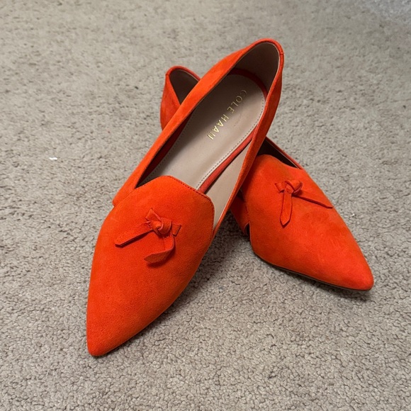 Cole Haan ladies flat shoes - Picture 1 of 4